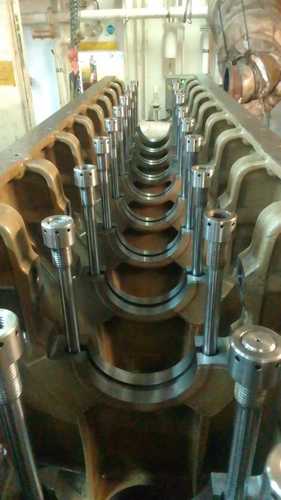 Pengecekan Journal Bearing & Main Bolts